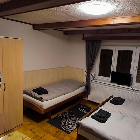 Podhorsky Apartman Materidouska Desná Exterior foto