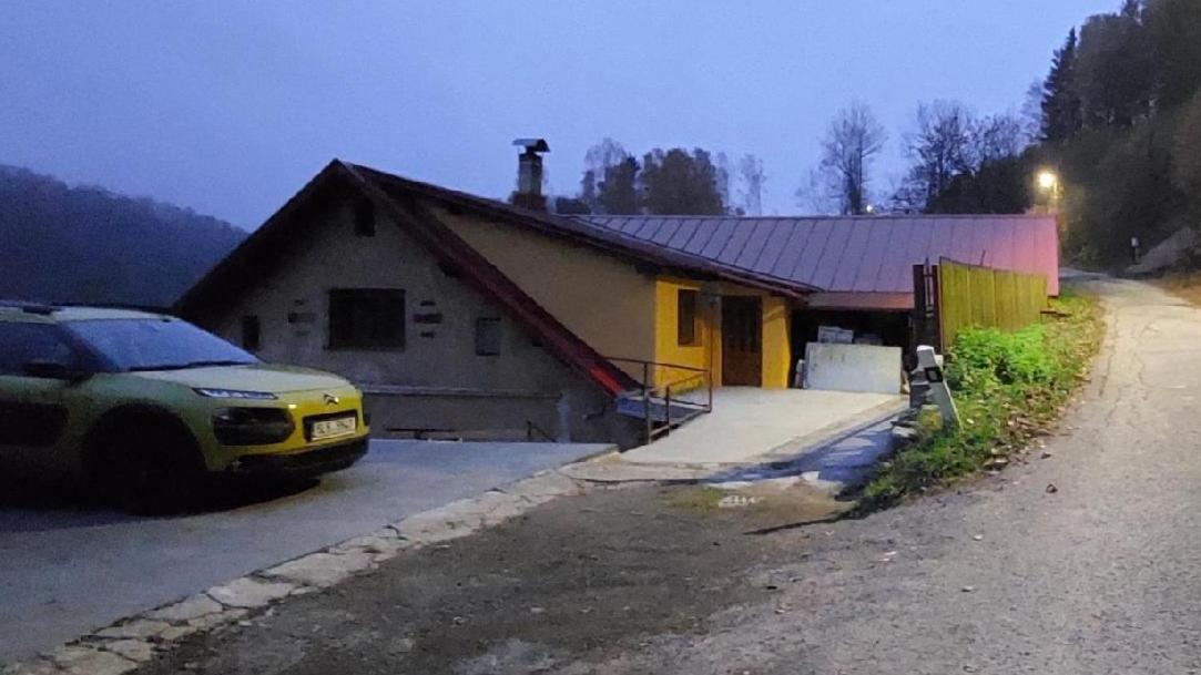 Podhorsky Apartman Materidouska Desná Exterior foto